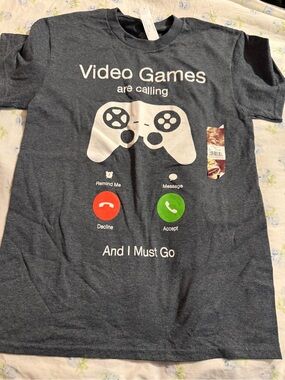 Gildan Dark Gray Gamer Graphic Tee with White Controller and Red/Green Icons